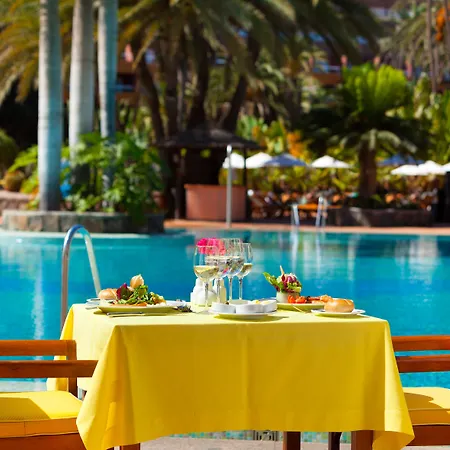 Seaside Palm Hotel 5*